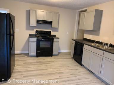 Main picture of 2130 N Elizabeth Ave