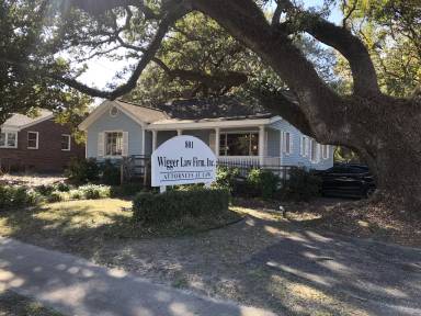 Main picture of 801 Saint Andrews Blvd