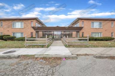 Main picture of 16705 Greenfield Rd