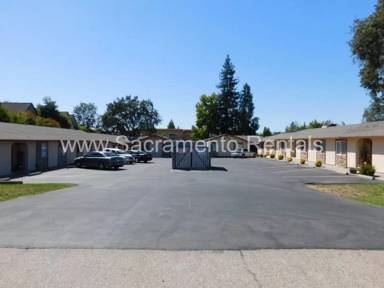 Main picture of 6239 Pecan Ave