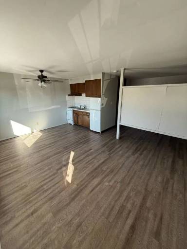 Main picture of 1208 Major St