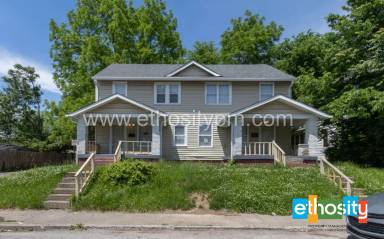 Main picture of 804 N Lasalle St