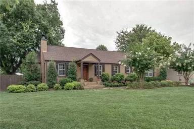 Main picture of 308 Highland Ave