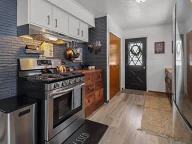 Main picture of 8206 Glencoe Rd