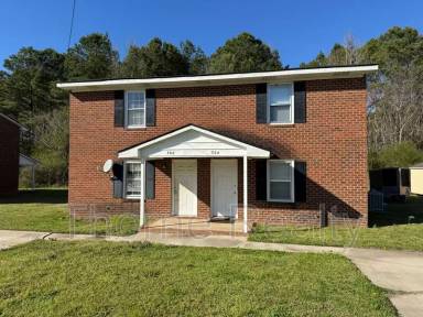 Main picture of 304 Sharpe Rd