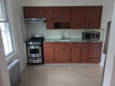 Main picture of 6010 Madison St
