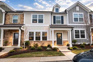 Main picture of 233 Parker Station Ave