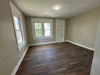 Main picture of 1718 Edwards St