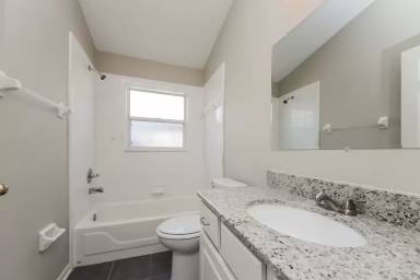 Main picture of 1248 N Hawley Rd