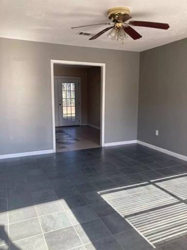 Main picture of 2601 Samuel St