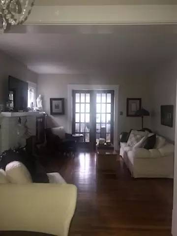 Main picture of 276 Merriman Rd