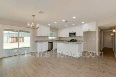 Main picture of 1112 W Dragoon Ave