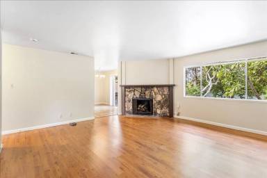 Main picture of 2120 San Antonio Ave