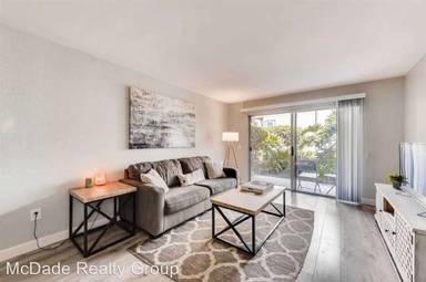 Main picture of 8024 Linda Vista Rd