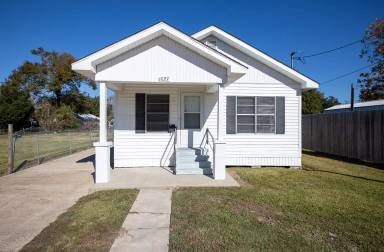 Main picture of 1027 Alamo St