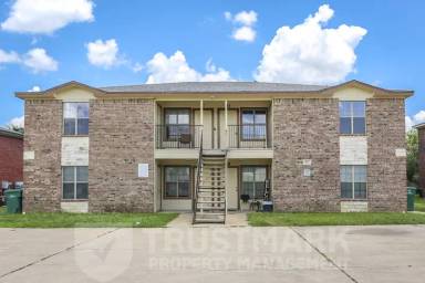 Main picture of 411 Brittney Way