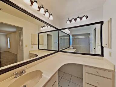 Main picture of 5025 79th Avenue Dr E