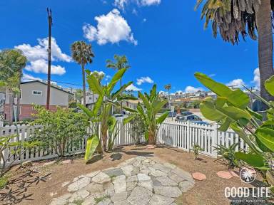 Main picture of 3663 Florida St
