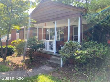 Main picture of 5204 Elsmere Ave