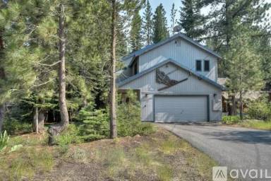 Main picture of 13644 Skiview Loop