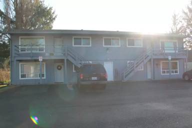 Main picture of 660 S Main Ave