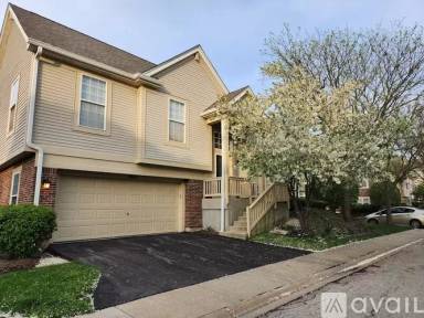 Main picture of 2665 N Greenwood Ave