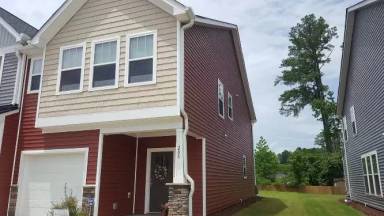 Main picture of 240 Keaton Ct