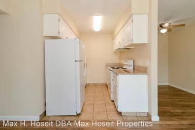 Main picture of Pinewood Apartments