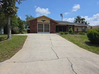 Main picture of 3740 N Honeylocust Dr