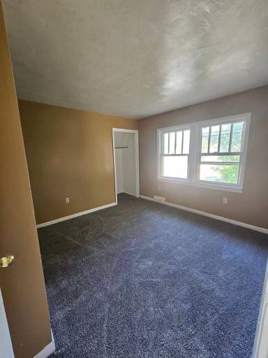 Main picture of 220 W Nebraska Ave