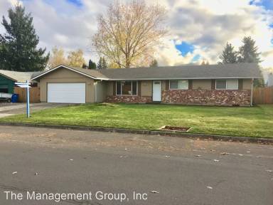 Main picture of 15819 SE 2nd St