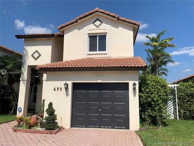 Main picture of 479 Lakeside Cir