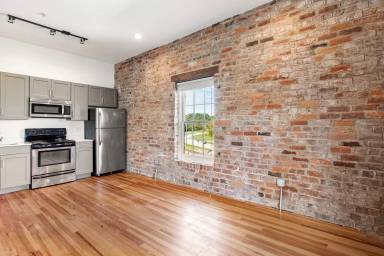 Main picture of 429 3rd St