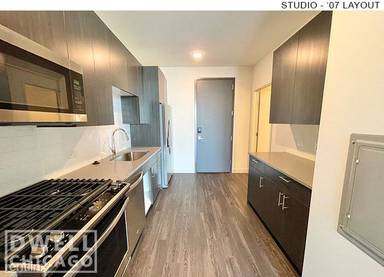 Main picture of Eight Eleven Uptown
