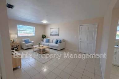 Main picture of 50 W 31st St