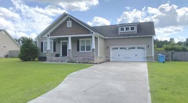 Main picture of 132 Hawks Point Rd