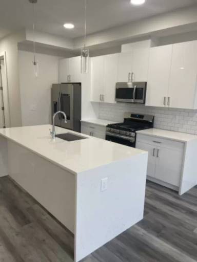 Main picture of 3443 John F Kennedy Blvd