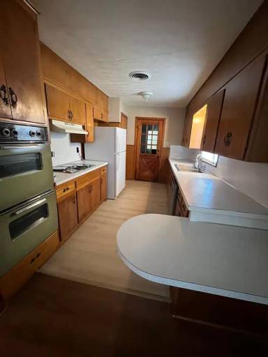 Main picture of 2473 Campus Ct