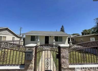 Main picture of 2408 La Presa Ave