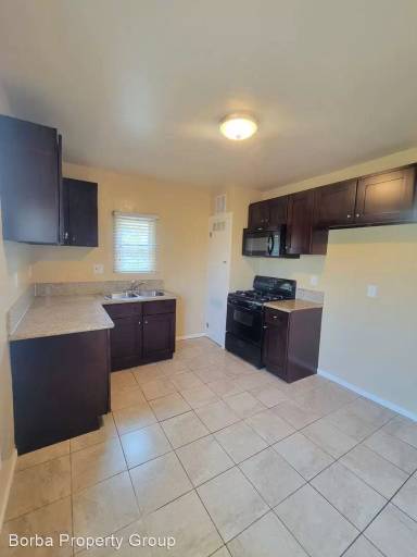 Main picture of 476 Almond Ave