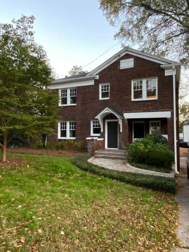 Main picture of 1363 N Highland Ave NE