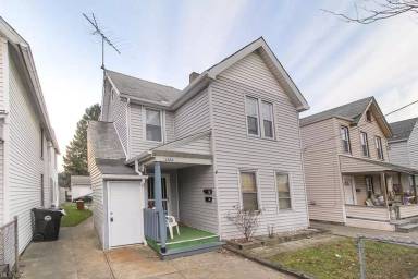 Main picture of 1378 E 52nd St