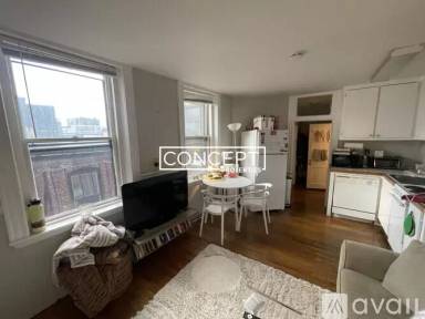 Main picture of 72 Revere St