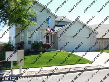 Main picture of 746 SW 25th St