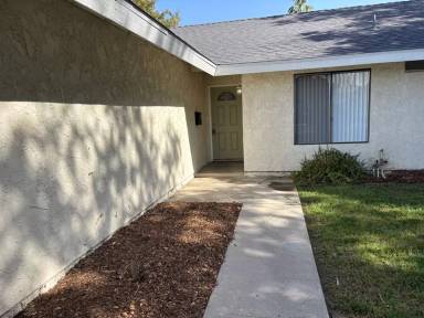 Main picture of 1011 Minerva Ct