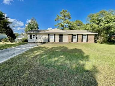 Main picture of 5985 McDonald Rd