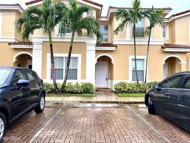 Main picture of 3015 SW 129th Ter