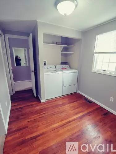 Main picture of 77 Longfellow Rd