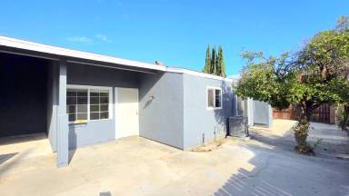 Main picture of 18429 Santar St