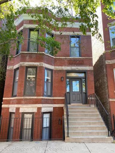 Main picture of 2346 S Oakley Ave